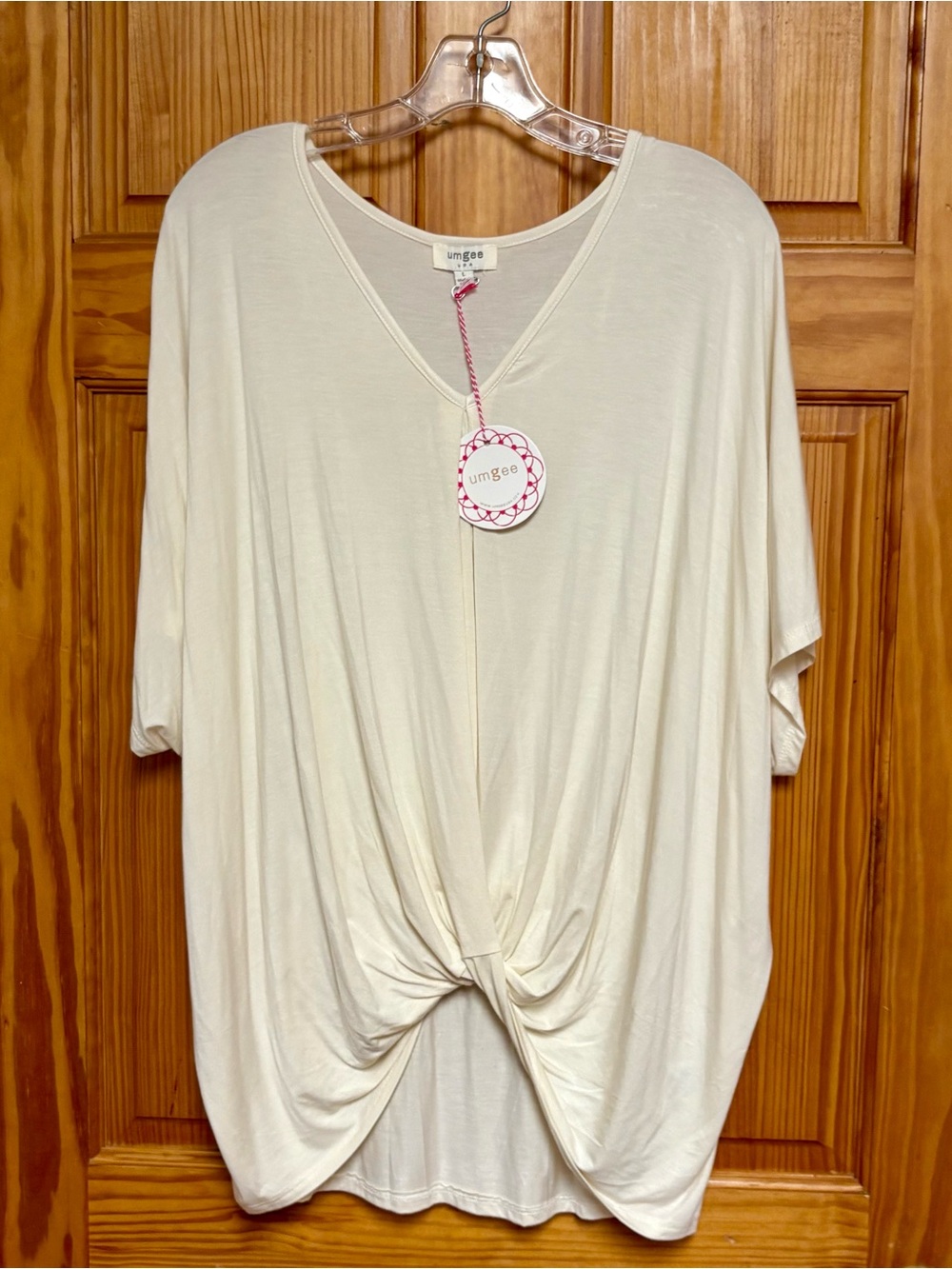 Umgee Cream Twist-Knot Short Sleeve Top